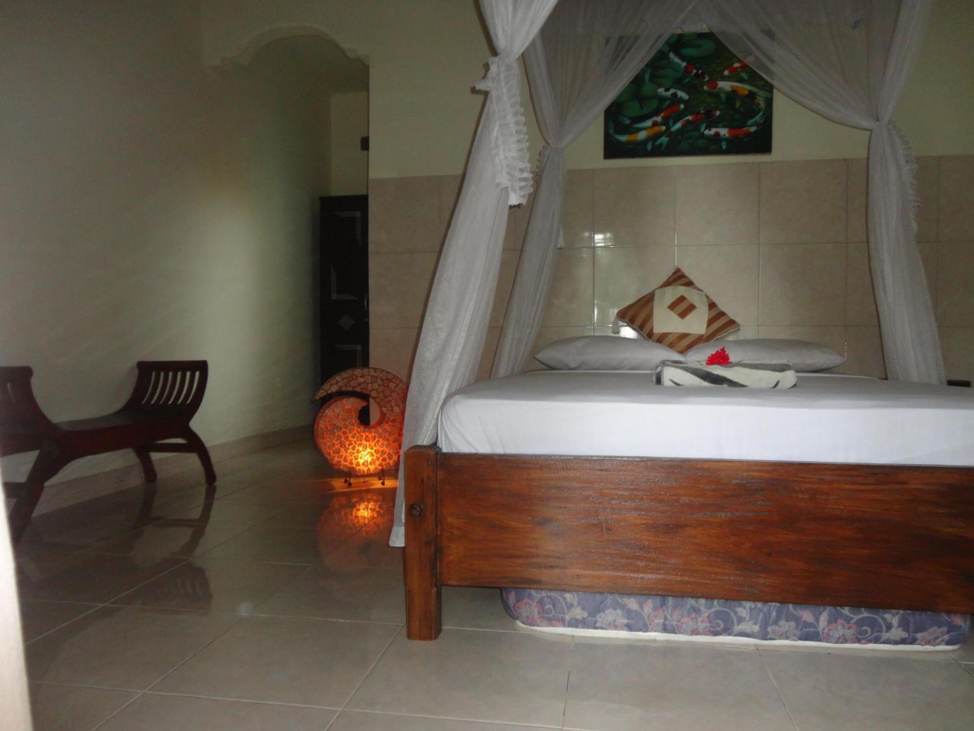 Rumahku Homestay 아메드 외부 사진